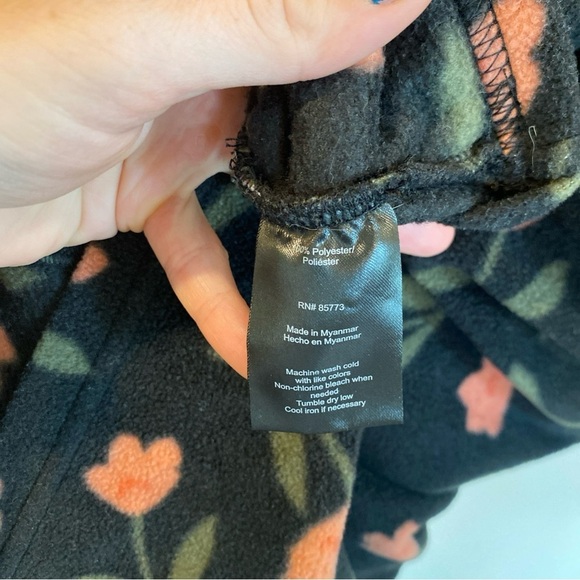 Oneill Hoodie Womens Medium Black Pink Floral Fleece Hooded Boho Beachy Pullover - Picture 6 of 7